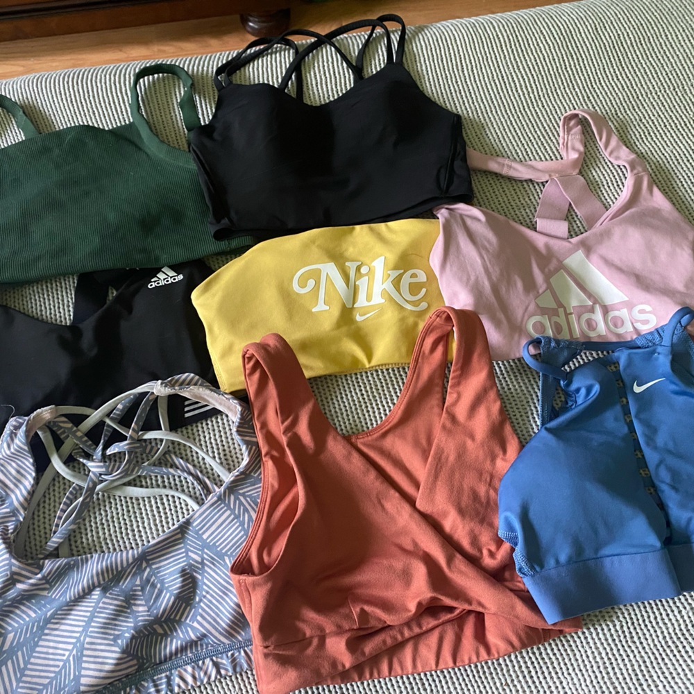 Brands include lulu lemon, Nike, aerie and joylab